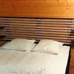63m² Pour 5 Personnes Avec Terrasse - Api-1-52-295 Kemping *