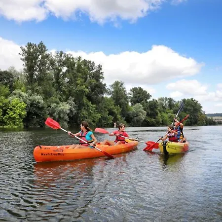 63m² Pour 5 Personnes Avec Terrasse - Api-1-52-295 *