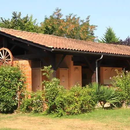 63m² Pour 5 Personnes Avec Terrasse - Api-1-52-295 캠프장 Devillac