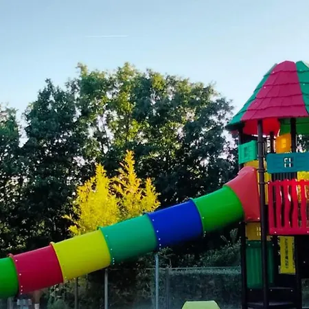 مكان تخييم 63m² Pour 5 Personnes Avec Terrasse - Api-1-52-295