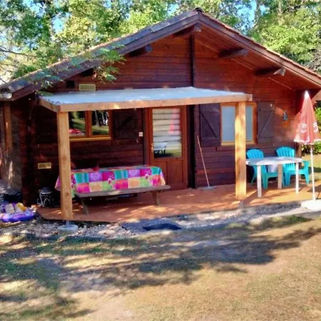 63m² Pour 5 Personnes Avec Terrasse - Api-1-52-295 Devillac