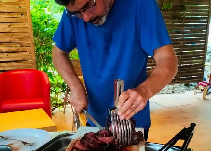 63m² Pour 5 Personnes Avec Terrasse - Api-1-52-295 * Devillac