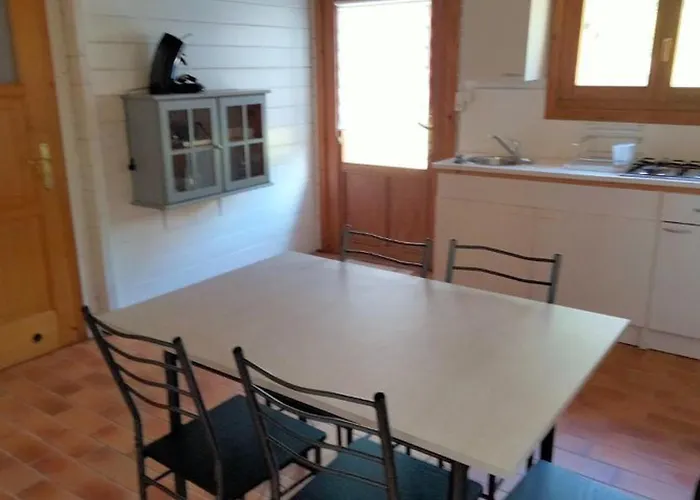 مكان تخييم 63m² Pour 5 Personnes Avec Terrasse - Api-1-52-295