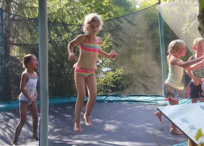 مكان تخييم 63m² Pour 5 Personnes Avec Terrasse - Api-1-52-295